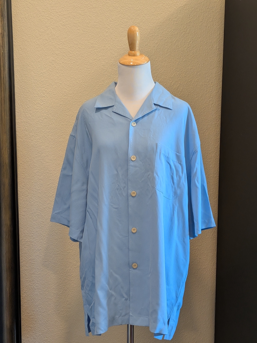 Nat Nast Change at Broadway Silk Poker Casino Embroidered Shirt L